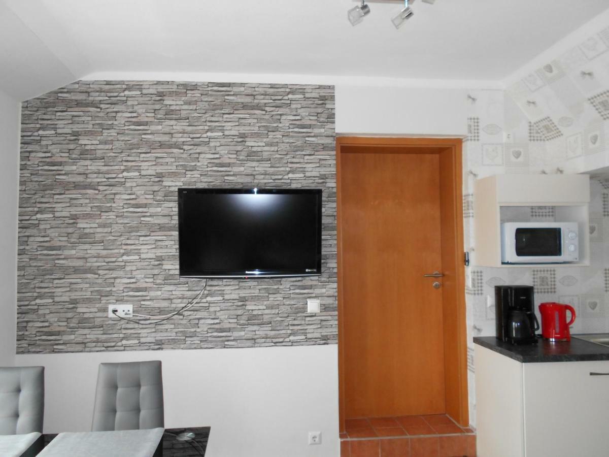 Ferienapartment-Monteurwohnung-Muldestausee Pouch Экстерьер фото